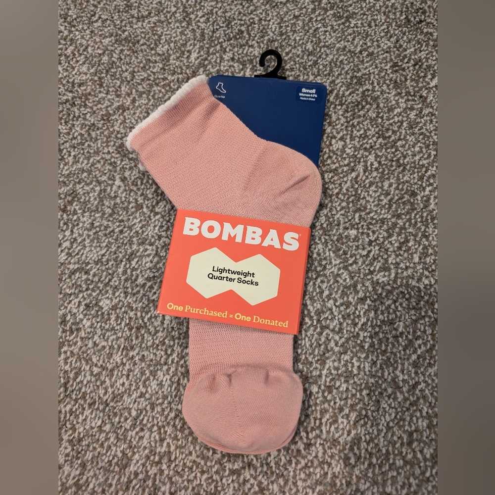 Bombas Pink Trim Lightweight Quarter Socks Women Small